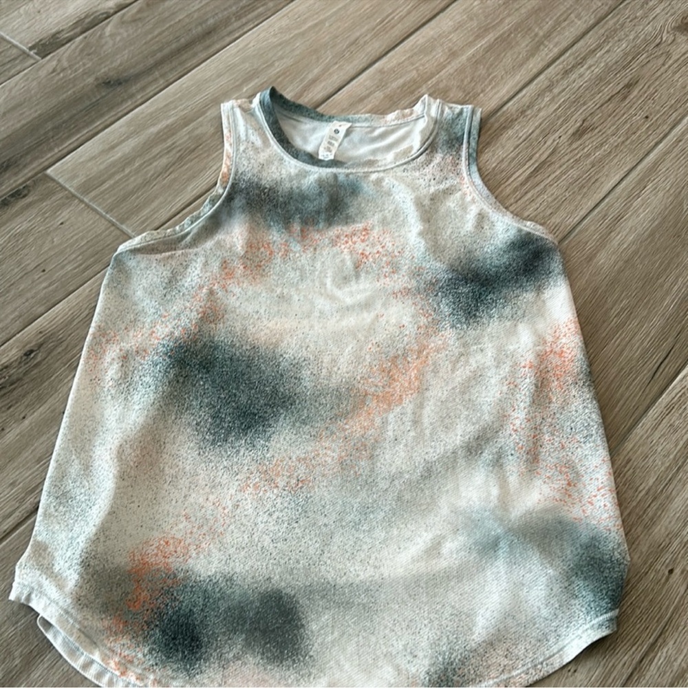 lululemom tank top